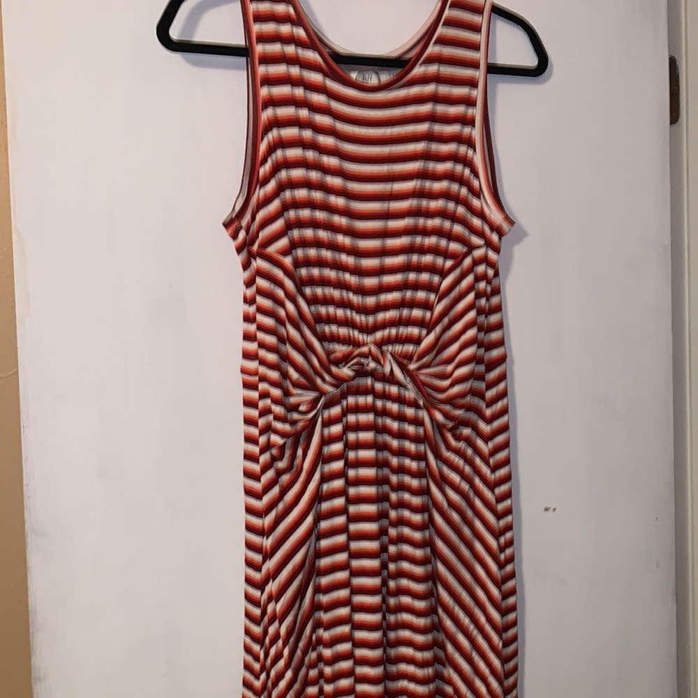 Women’s maxi dress size large NWT